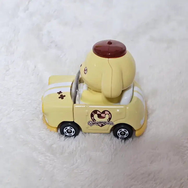 [BUNJANG] Tomica Sanrio Pompompurin Tuned Car / 드림 토미카 튠즈 산리오 (폼폼푸린)