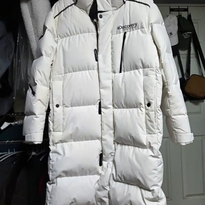 [BUNJANG] Discovery Long Padded Jacket White 95 / 디스커버리 롱패딩 화이트 95