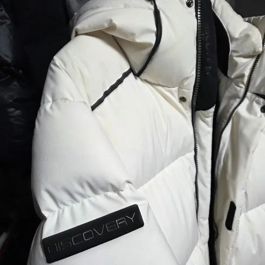 [BUNJANG] Discovery Long Padded Jacket White 95 / 디스커버리 롱패딩 화이트 95