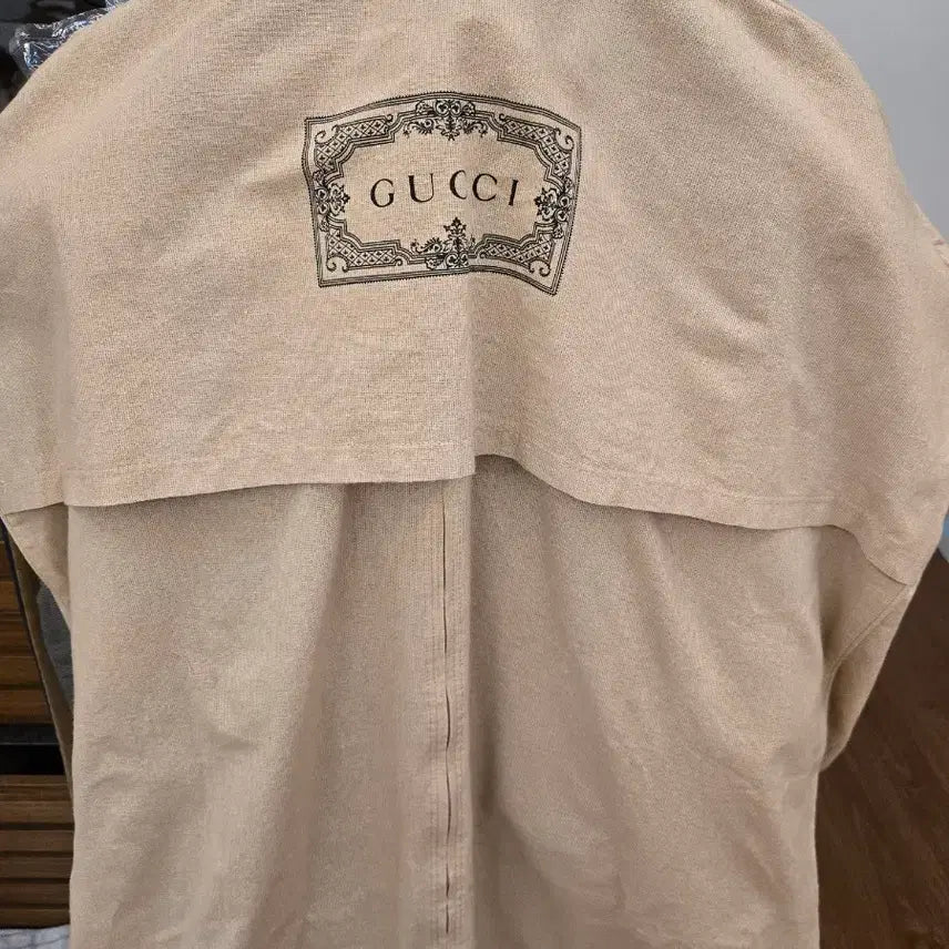 [BUNJANG] Gucci Padded Vest Navy 46 / 구찌 패딩 베스트 국내매장 정품