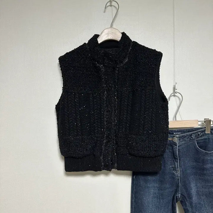 [BUNJANG] Missha Glittering Tweed Goose Down Crop Vest / 미샤22 글리터링 트위드 구스다운 크롭 베스트