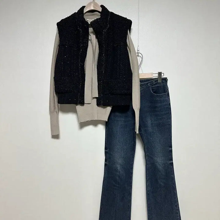 [BUNJANG] Missha Glittering Tweed Goose Down Crop Vest / 미샤22 글리터링 트위드 구스다운 크롭 베스트