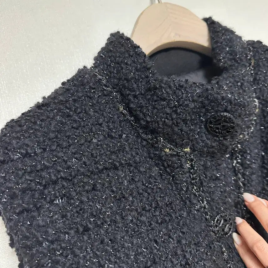 [BUNJANG] Missha Glittering Tweed Goose Down Crop Vest / 미샤22 글리터링 트위드 구스다운 크롭 베스트