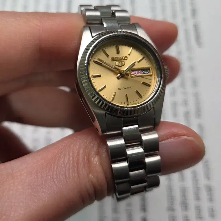 [BUNJANG] Seiko Day-Date Champagne Dial Fluted Bezel Automatic Women's Watch / 빈티지 세이코 데이데이트 샴골판 플루티드베젤 오토매틱 여성용