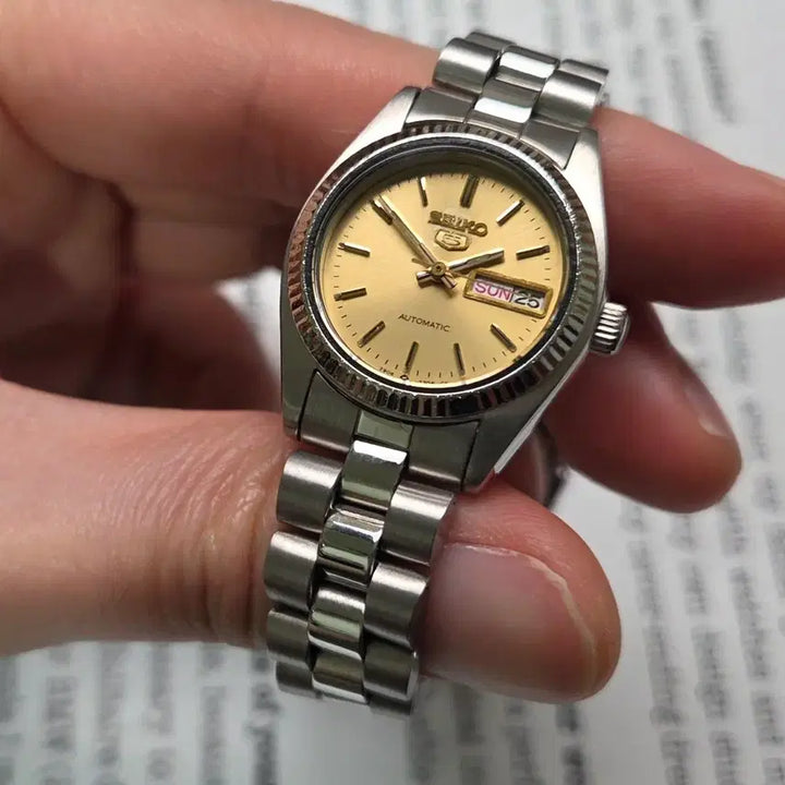 [BUNJANG] Seiko Day-Date Champagne Dial Fluted Bezel Automatic Women's Watch / 빈티지 세이코 데이데이트 샴골판 플루티드베젤 오토매틱 여성용