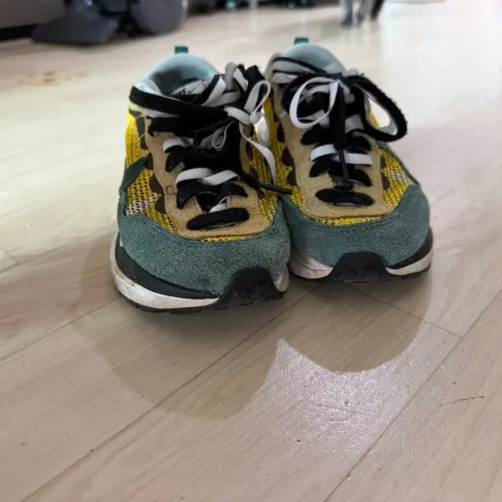 [BUNJANG] Nike Sacai Green Yellow Sneakers / 나이키 사카이 그린 옐로우 스니커즈