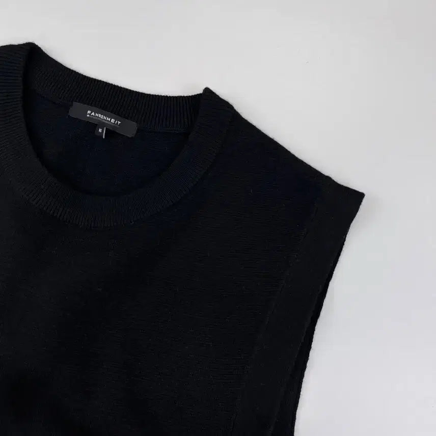 [BUNJANG] FAHREN Black Knit Vest / FAHREN 파렌 블랙 니트 조끼