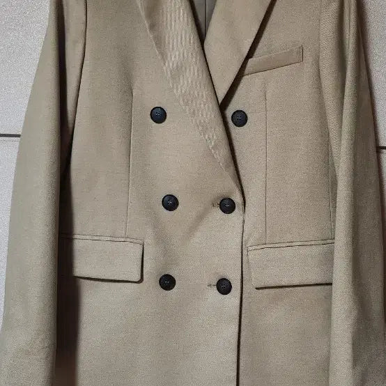 [BUNJANG] Sisley Double Button Jacket Beige / 시슬리 더블 버튼 자켓 베이지