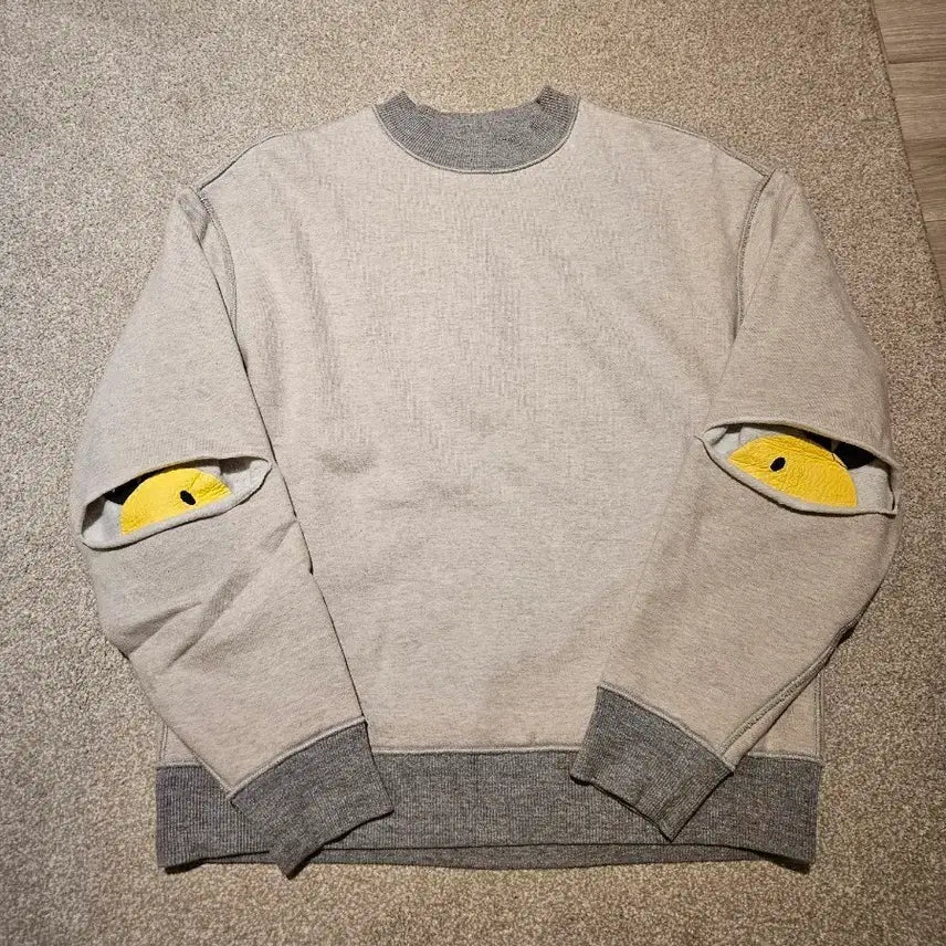 [BUNJANG] Capital Reversible Smile Sweatshirt Size 4 / 캐피탈 리버시블 스마일 스웻 4사이즈