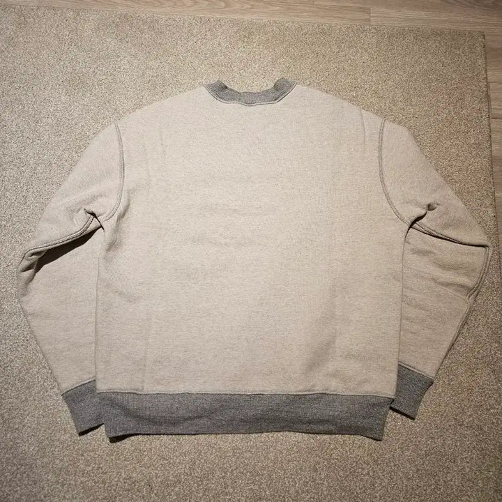 [BUNJANG] Capital Reversible Smile Sweatshirt Size 4 / 캐피탈 리버시블 스마일 스웻 4사이즈