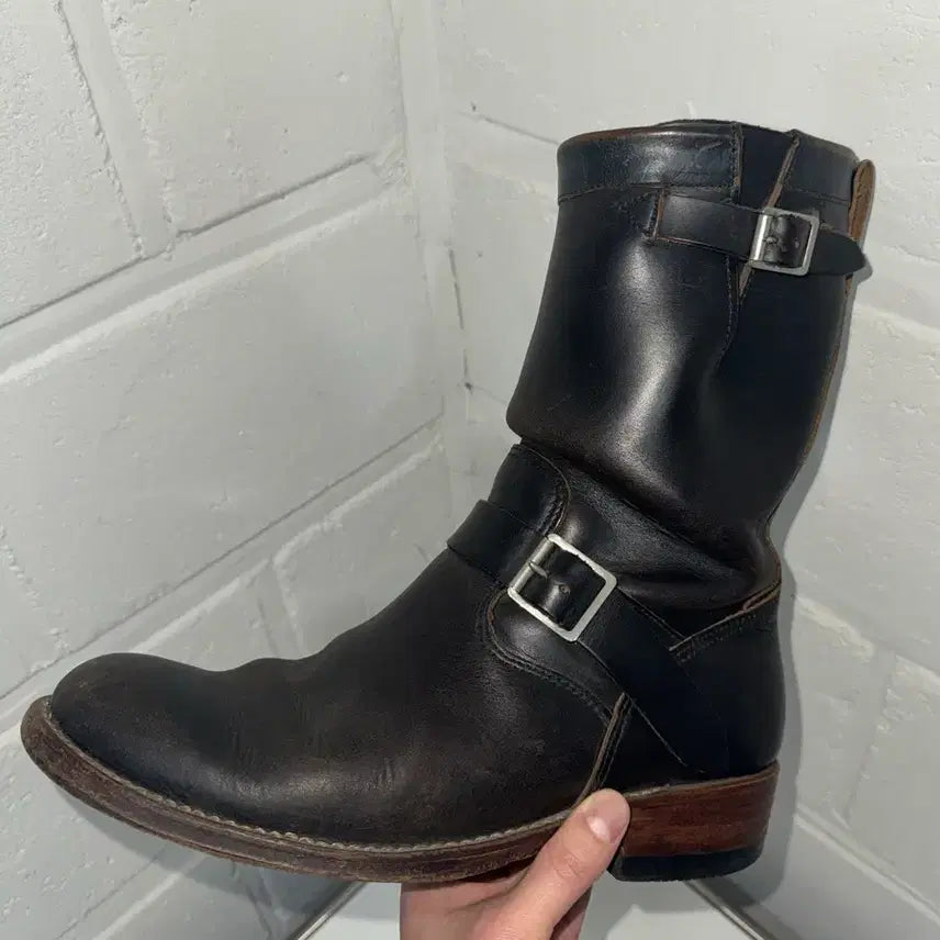 [BUNJANG] Julian Imrie Full Grain Engineer Boots / 9D) 줄리안 오일드 풀그레인 차심 엔지니어부츠 Julian Boots