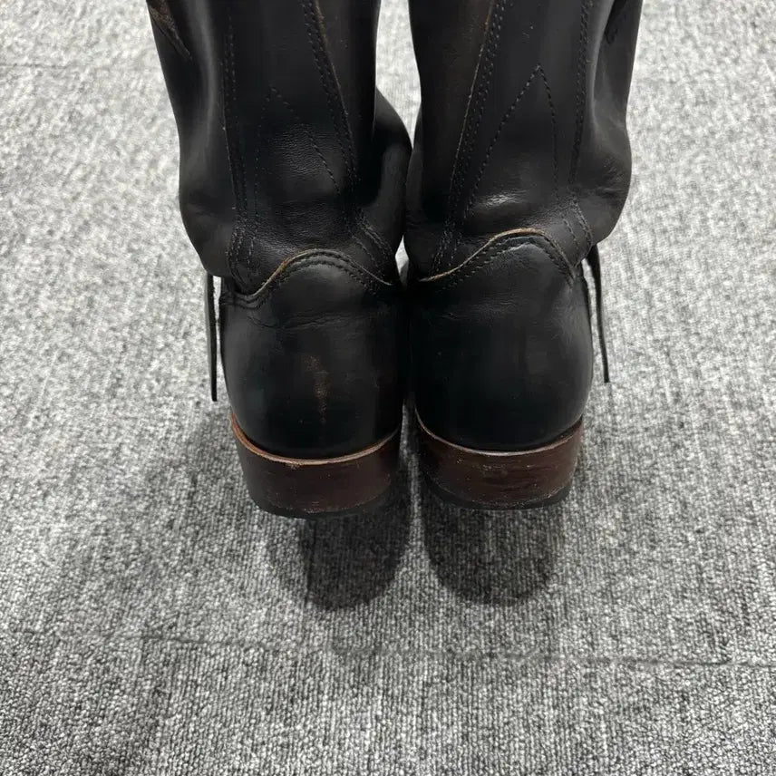 [BUNJANG] Julian Imrie Full Grain Engineer Boots / 9D) 줄리안 오일드 풀그레인 차심 엔지니어부츠 Julian Boots