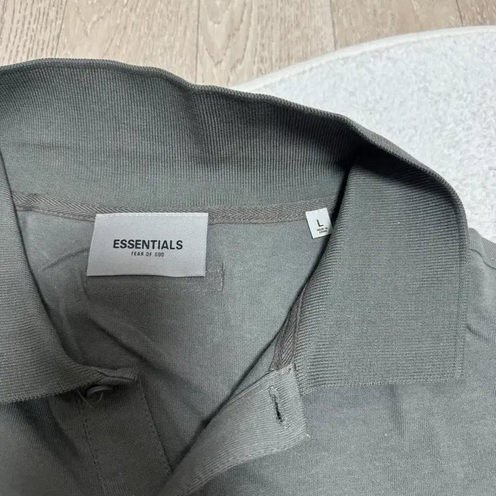 [BUNJANG] Essential Pogo Khaki Short-Sleeve Polo Shirt / 에센셜 포고 카키 반팔 폴로티셔츠