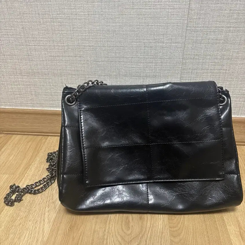 [BUNJANG] Black Chain Shoulder Bag / 블랙 체인 숄더백