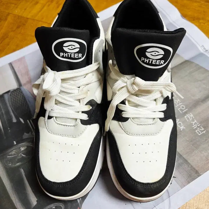 [BUNJANG] PHTEER Roller Sneakers 255mm / 255)휠리스 운동화 255mm