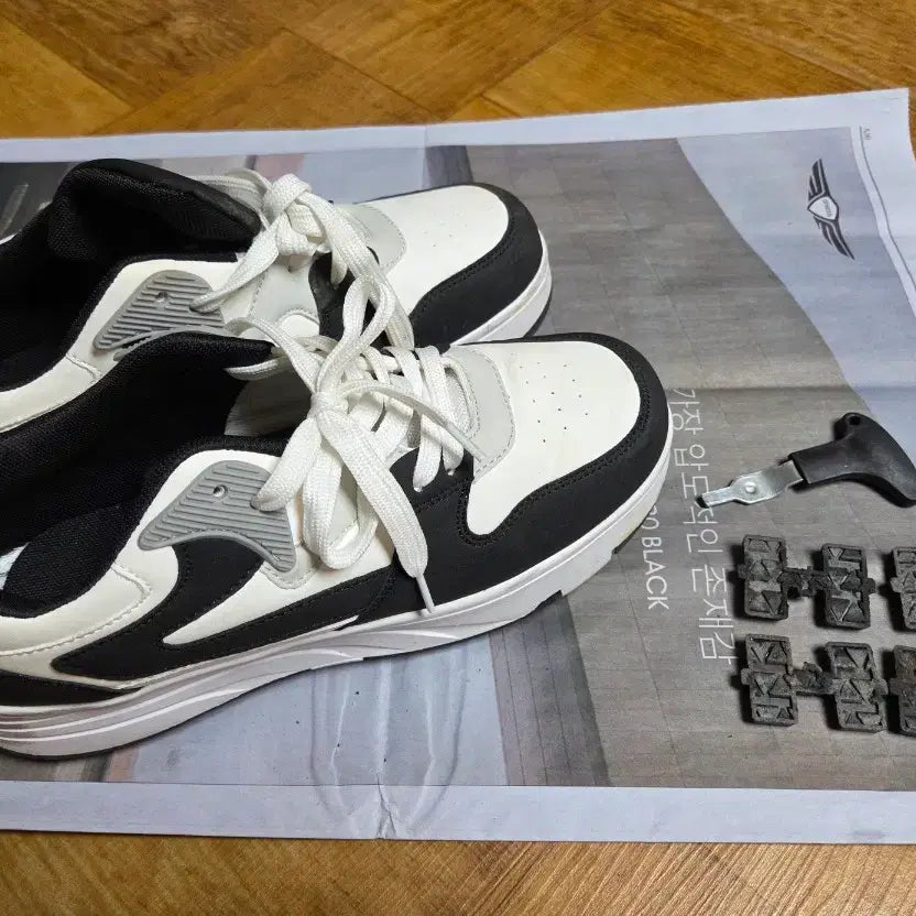 [BUNJANG] PHTEER Roller Sneakers 255mm / 255)휠리스 운동화 255mm