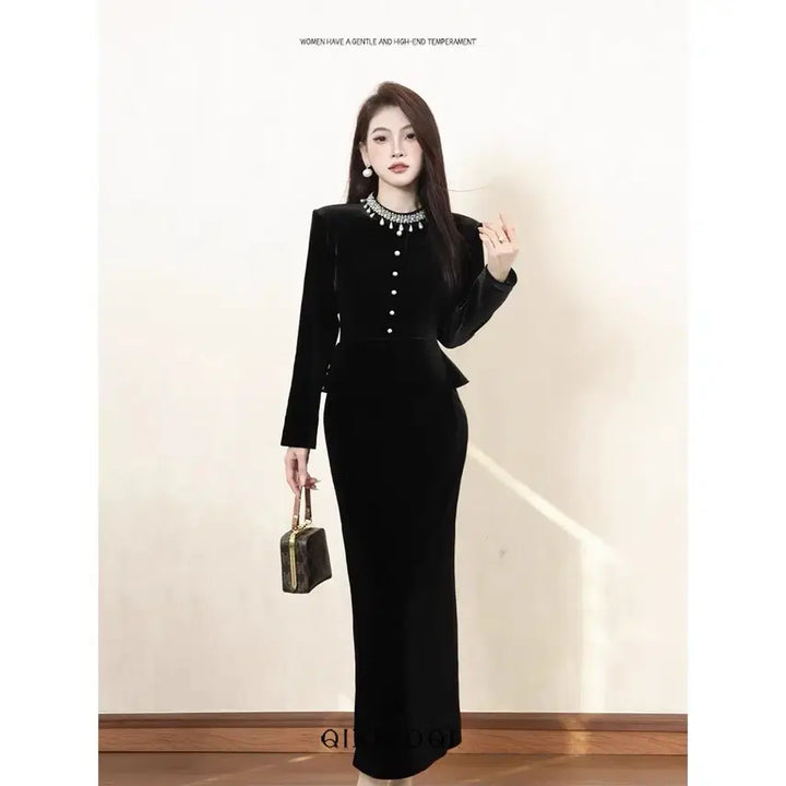 [SOLD OUT] 블랙 벨벳 롱원피스 겨울 결혼식 하객룩 정장 77사이즈