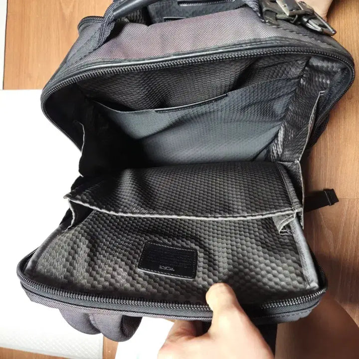 [BUNJANG] TUMI Alpha Bravo Show Deluxe Backpack / TUMI 투미 알파브라보쇼 디럭스 백팩