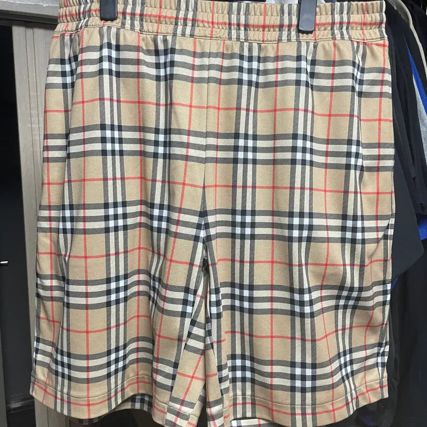 [SOLD OUT] 버버리 빈티지 체크 테크니컬 트윌 쇼츠 아카이브 베이지 XL