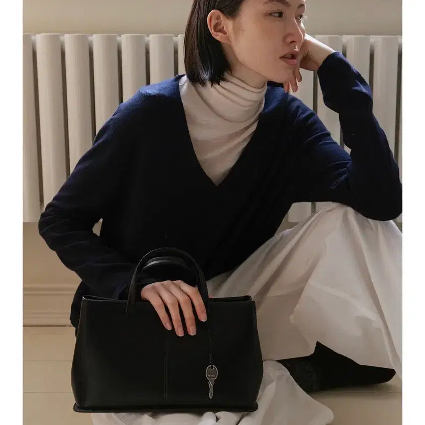 [BUNJANG] Tenuve Ecla Tote Bag / Tenuve 테누브 Ecla Tote 토트백 블랙