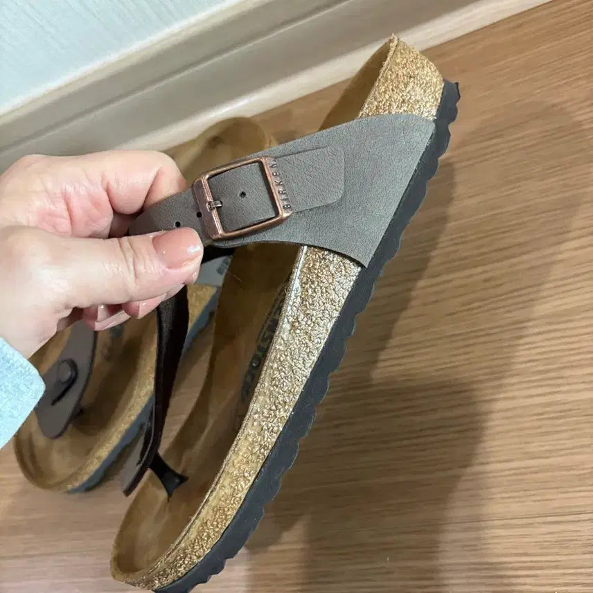 [SOLD OUT] 버켄스탁 여성 샌들 240