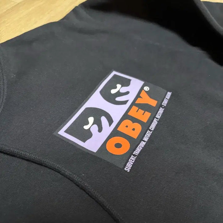 [BUNJANG] Obey Premium Subvert Hoodie Black / [M] 오베이 프리미엄 서번트 후디 후드티 블랙