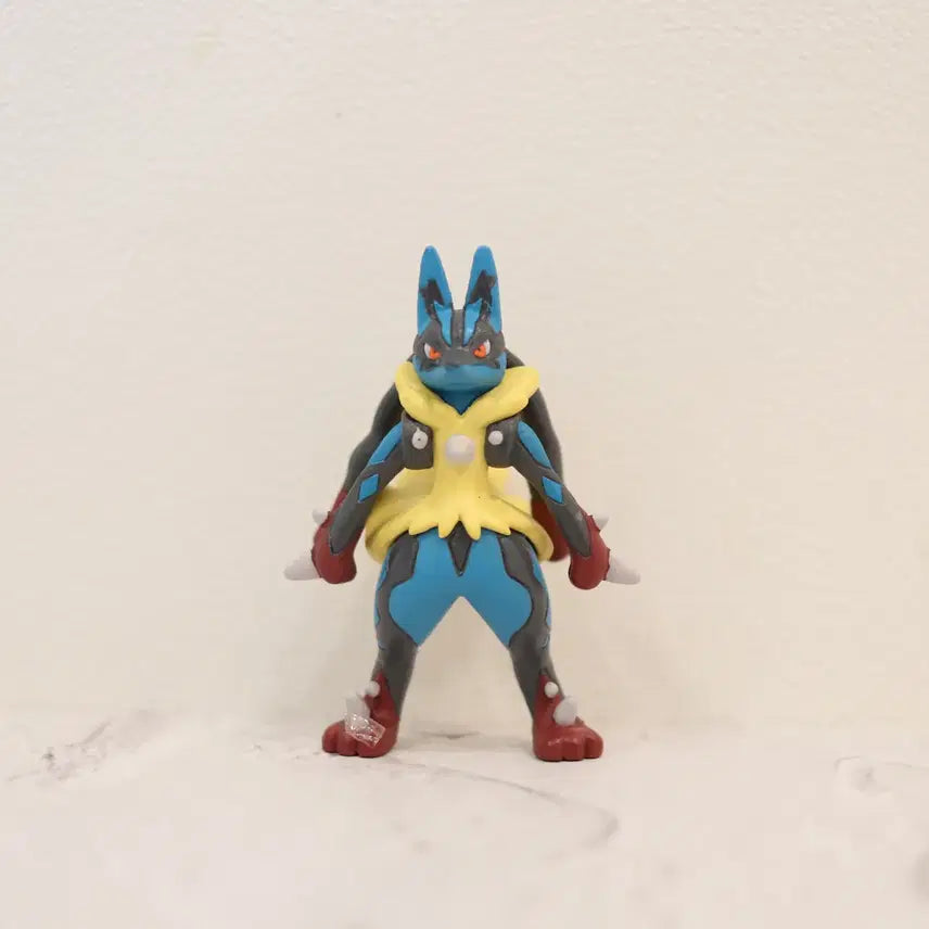 [BUNJANG] Pokemon Mega Lucario Figure / 포켓몬스터 몬콜레 메가루카리오