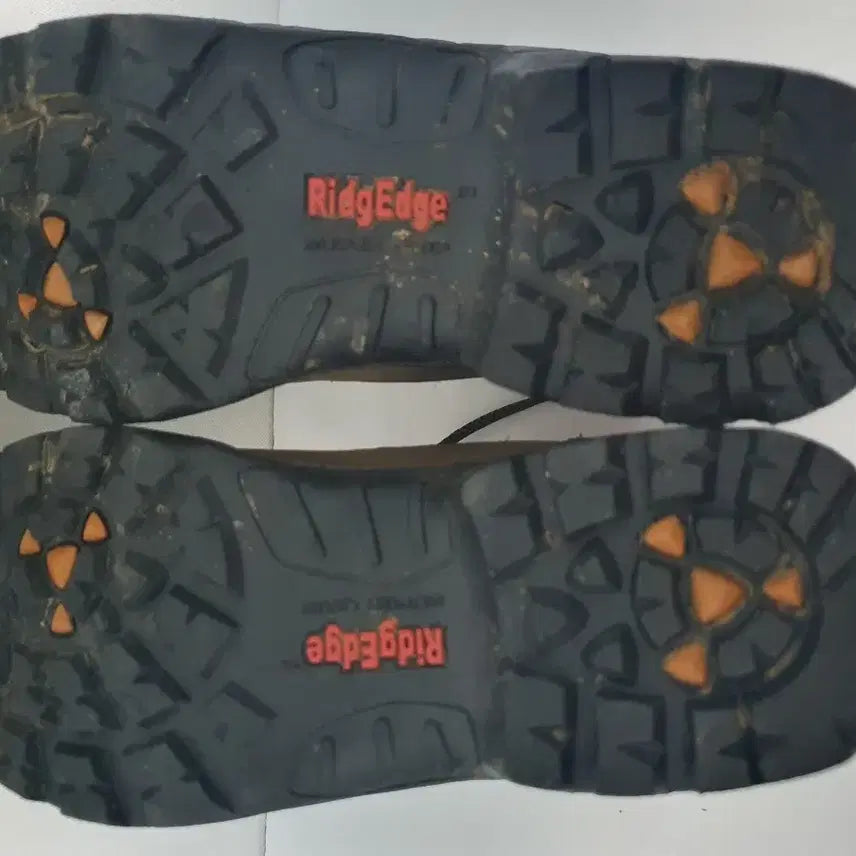 [BUNJANG] Camp Line Gore-Tex Hiking Boots (Size 230-235) / 캠프라인 고어텍스 등산화 230~235사이즈