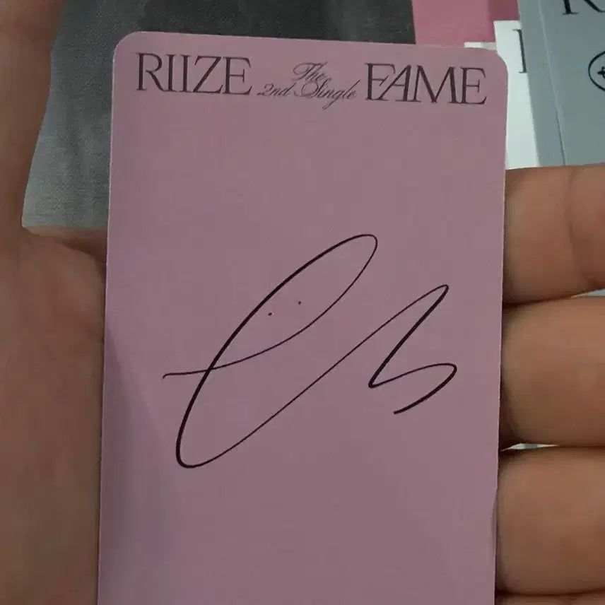 [SOLD OUT] 라이즈 FAME 포토북 미국 타겟 버전 특전 은석