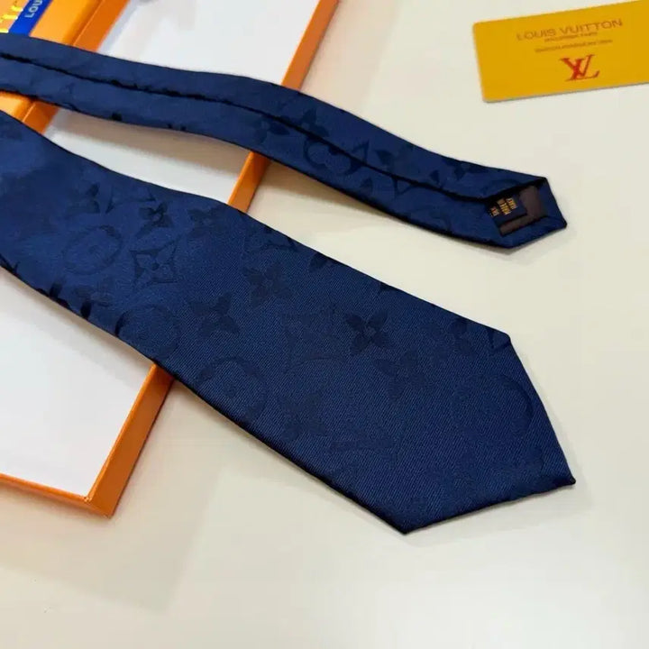 [BUNJANG] Louis Vuitton Tie / 루이비통 넥타이