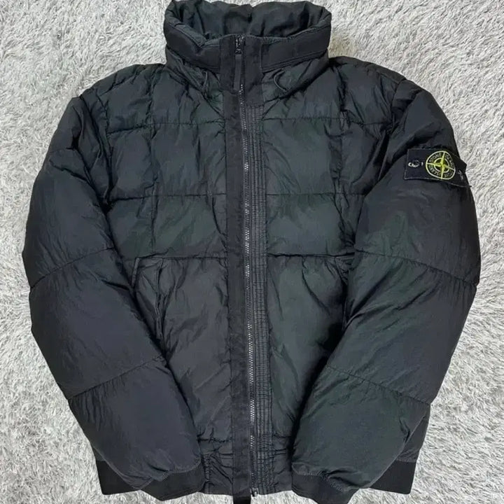 [SOLD OUT] [S] 스톤아일랜드 논후드 크링클랩스 패딩