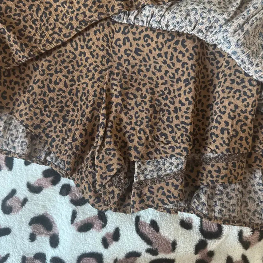 [BUNJANG] Oni Gyaru Leopard Print Mini Skirt / 오네갸루 호피무늬 미니 스커트 속바지 있음