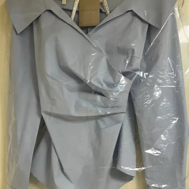 [SOLD OUT] 새상품 Bau 브라이드앤유 ELLIE 블라우스 1사이즈