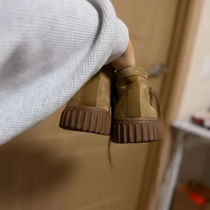 [SOLD OUT] 클락스 토힐 다크샌드 270