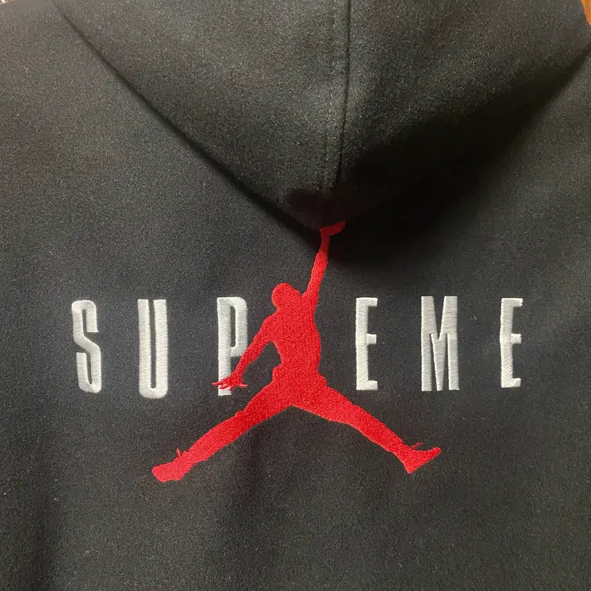 [BUNJANG] Supreme x Jordan Varsity Jacket / [L] 슈프림 X 조던 바시티 자켓 (Supreme x jordan)