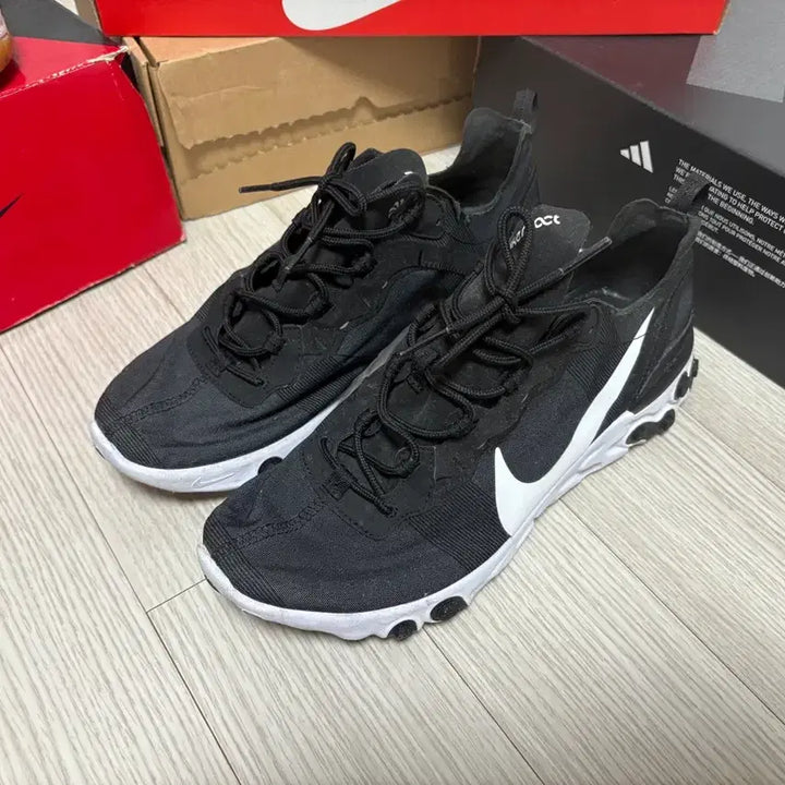 [BUNJANG] Nike React Element 55 Black Sneakers / 나이키 리액트 엘리먼트 55 블랙 275mm
