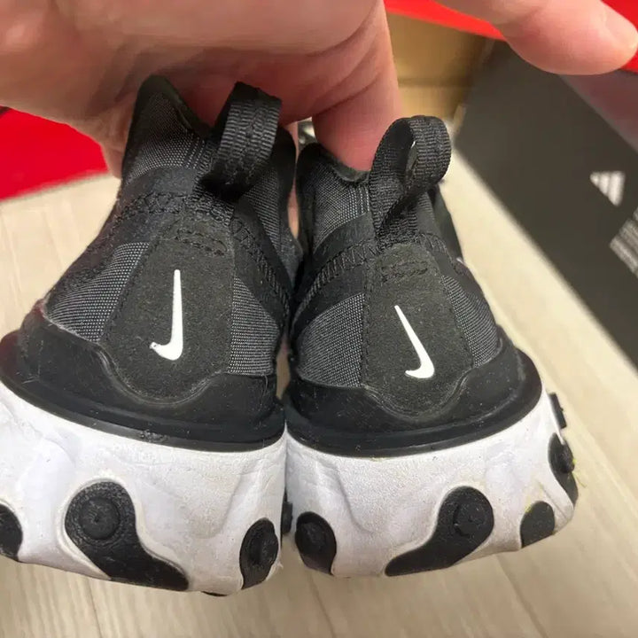 [BUNJANG] Nike React Element 55 Black Sneakers / 나이키 리액트 엘리먼트 55 블랙 275mm