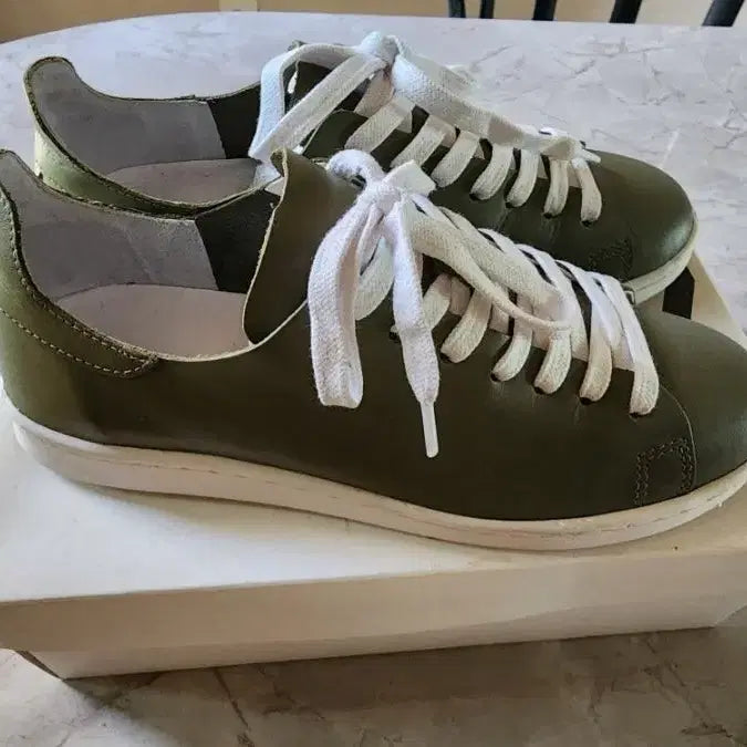 [BUNJANG] Leather Sneakers / 양가죽스니커즈 250사이즈