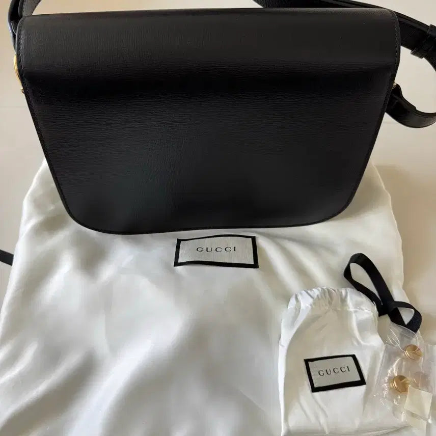 [BUNJANG] Gucci Horsebit 1955 Medium Shoulder Bag Black / 구찌 홀스빗 1955 미디엄 숄더백 블랙