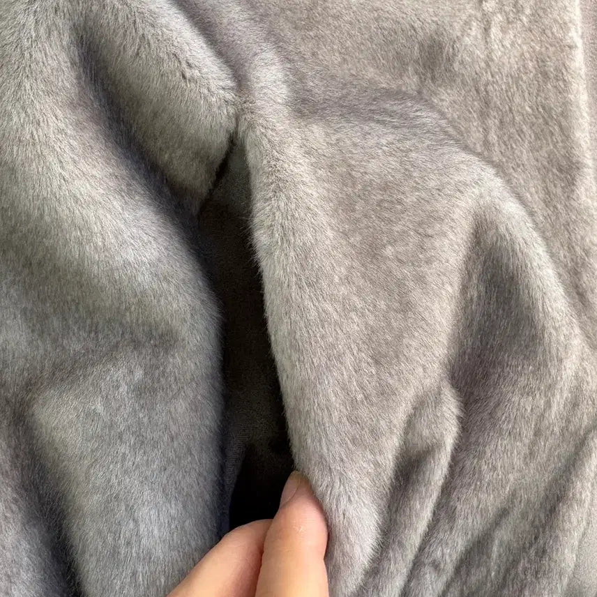 [BUNJANG] Renoma Hooded Fur Zip-up Jumper / 레노마 후드 모피 집업 점퍼