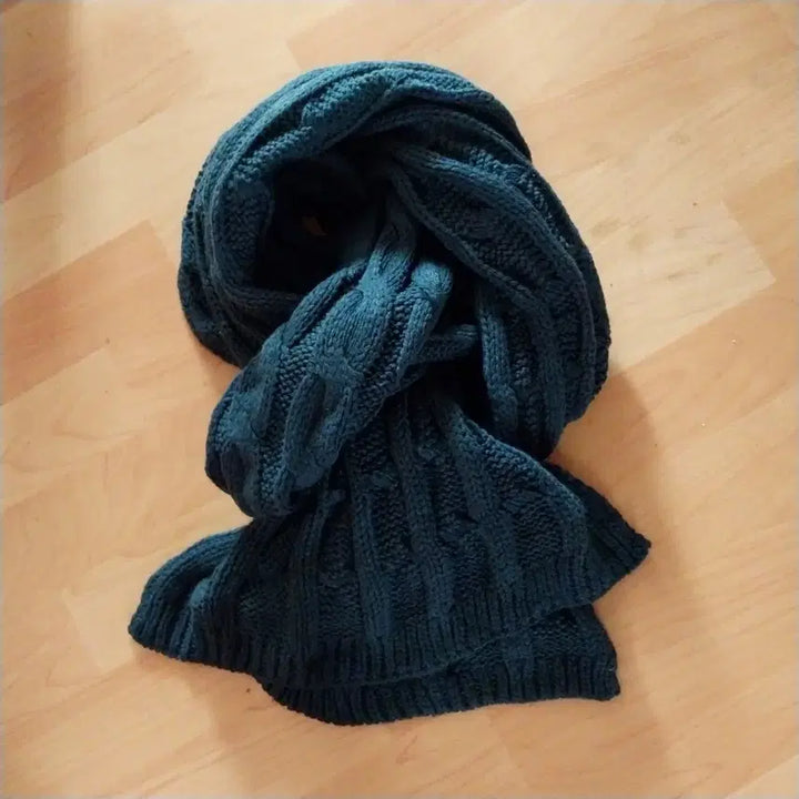 [BUNJANG] Kkwabaegi Knit Shawl Navy / 꽈배기 니트 숄겸머플러 네이비색