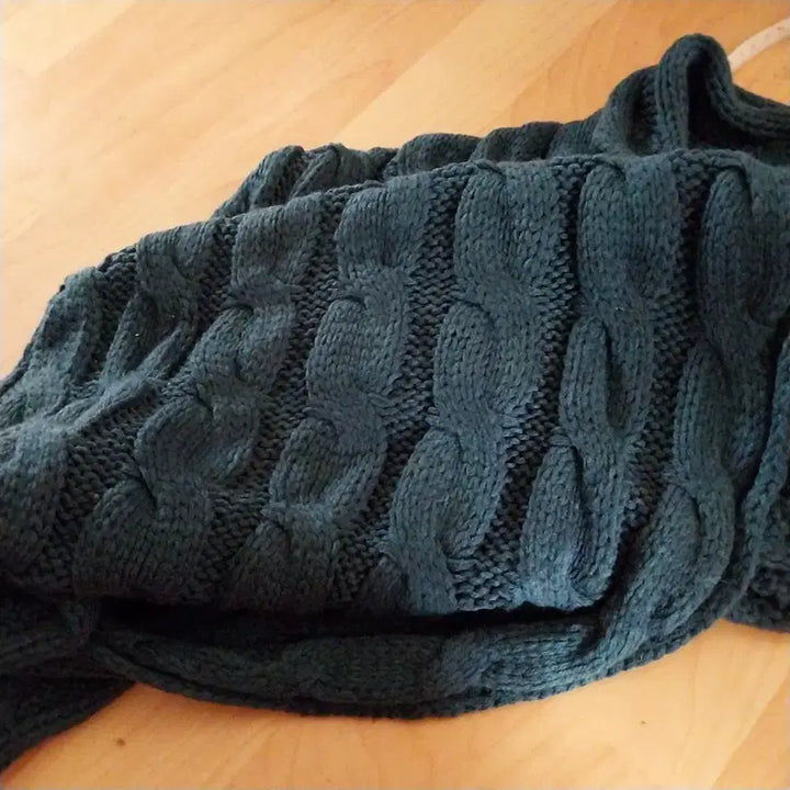 [BUNJANG] Kkwabaegi Knit Shawl Navy / 꽈배기 니트 숄겸머플러 네이비색