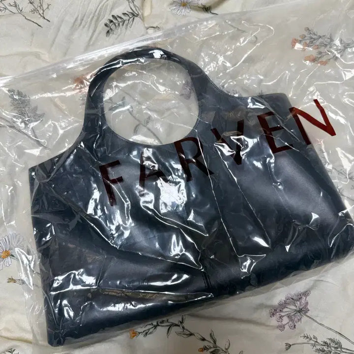 [BUNJANG] FARVEN Leather Tote Bag / 파르벵 레더 토트백 / FARVEN LEATHER TOTE BAG / 블