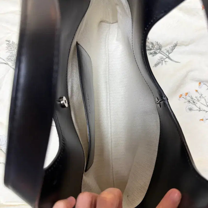 [BUNJANG] FARVEN Leather Tote Bag / 파르벵 레더 토트백 / FARVEN LEATHER TOTE BAG / 블