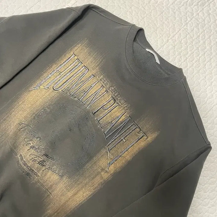 [BUNJANG] Joonghomme HUMAN PLANET SWEAT SHIRT / 주앙옴므 HUMAN PLANET SWEAT SHIRT 휴먼 플렌트 맨투맨