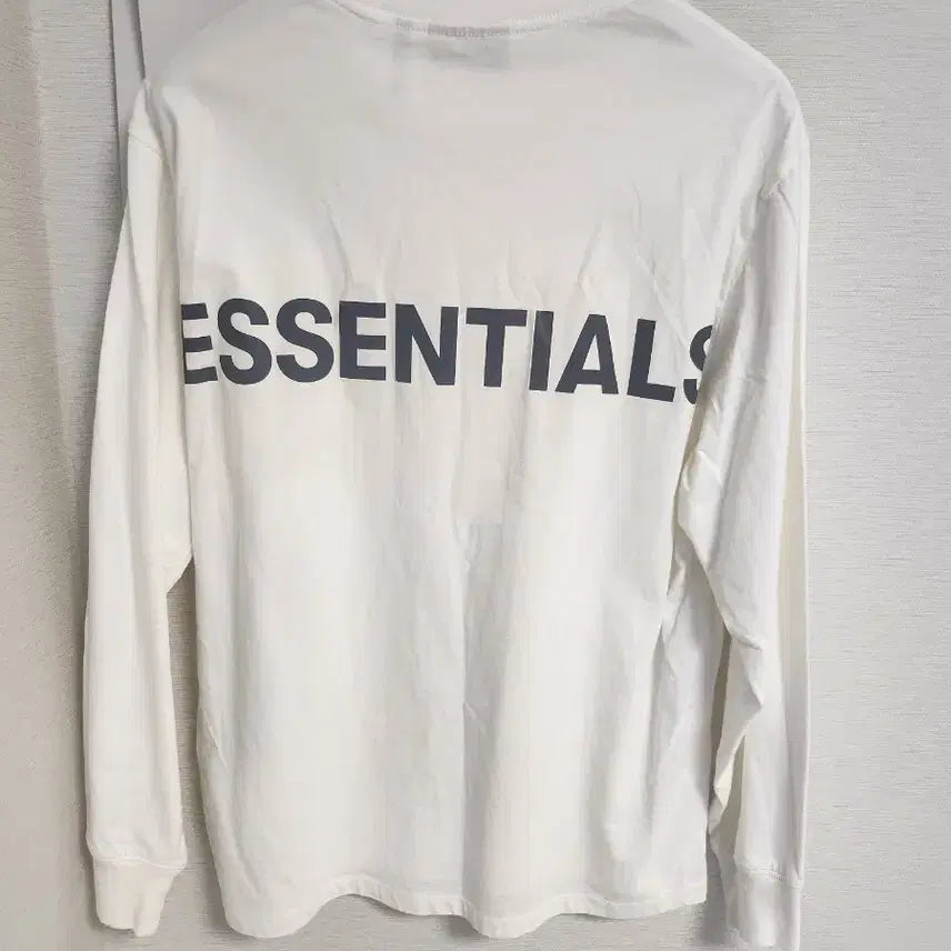 [BUNJANG] Essential Long Sleeve Ivory M / 에센셜 롱슬리브 아이보리 m