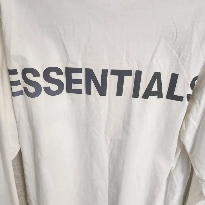 [BUNJANG] Essential Long Sleeve Ivory M / 에센셜 롱슬리브 아이보리 m