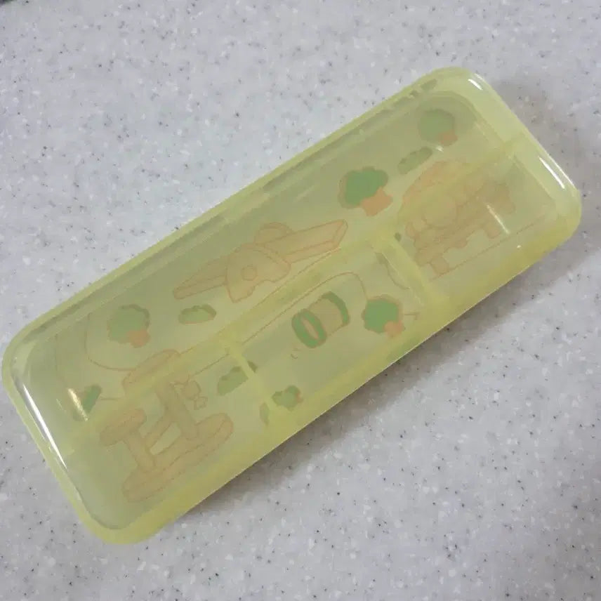 [BUNJANG] Sanrio Kuririn Pencil Case / 산리오 고전 쿠리링 필통 판매합니다.