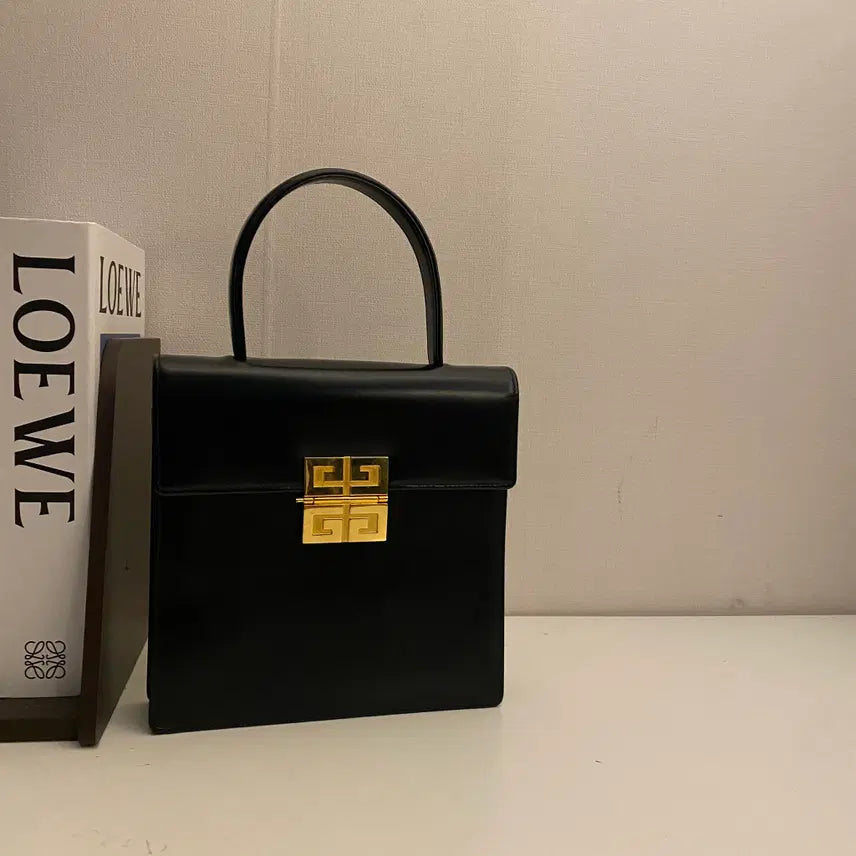 [BUNJANG] GIVENCHY 4G Logo Top Handle Bag / GIVENCHY / 빈티지 지방시 4G 금장 로고 블랙 카프 탑 핸들백