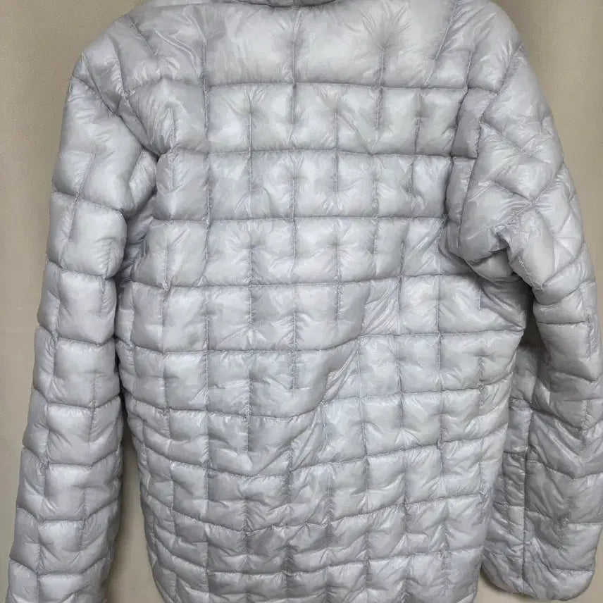 [BUNJANG] Montbell Plasma 1000 Down Jacket L Light Gray / 몽벨 플라즈마 1000 다운 자켓 L 라이트 그레이